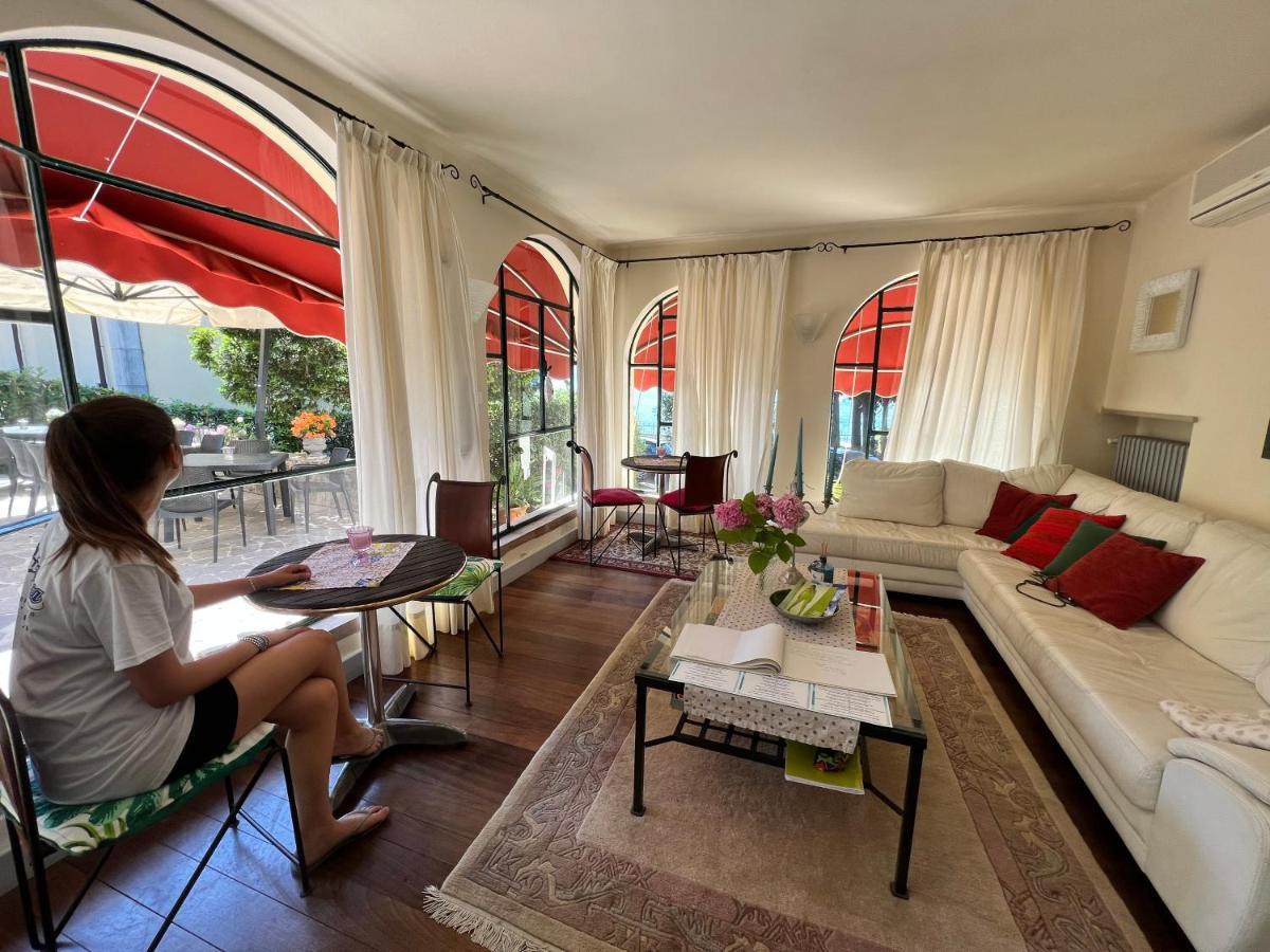 Villa Corteolivo Rooms Торрі-дель-Бенако Екстер'єр фото