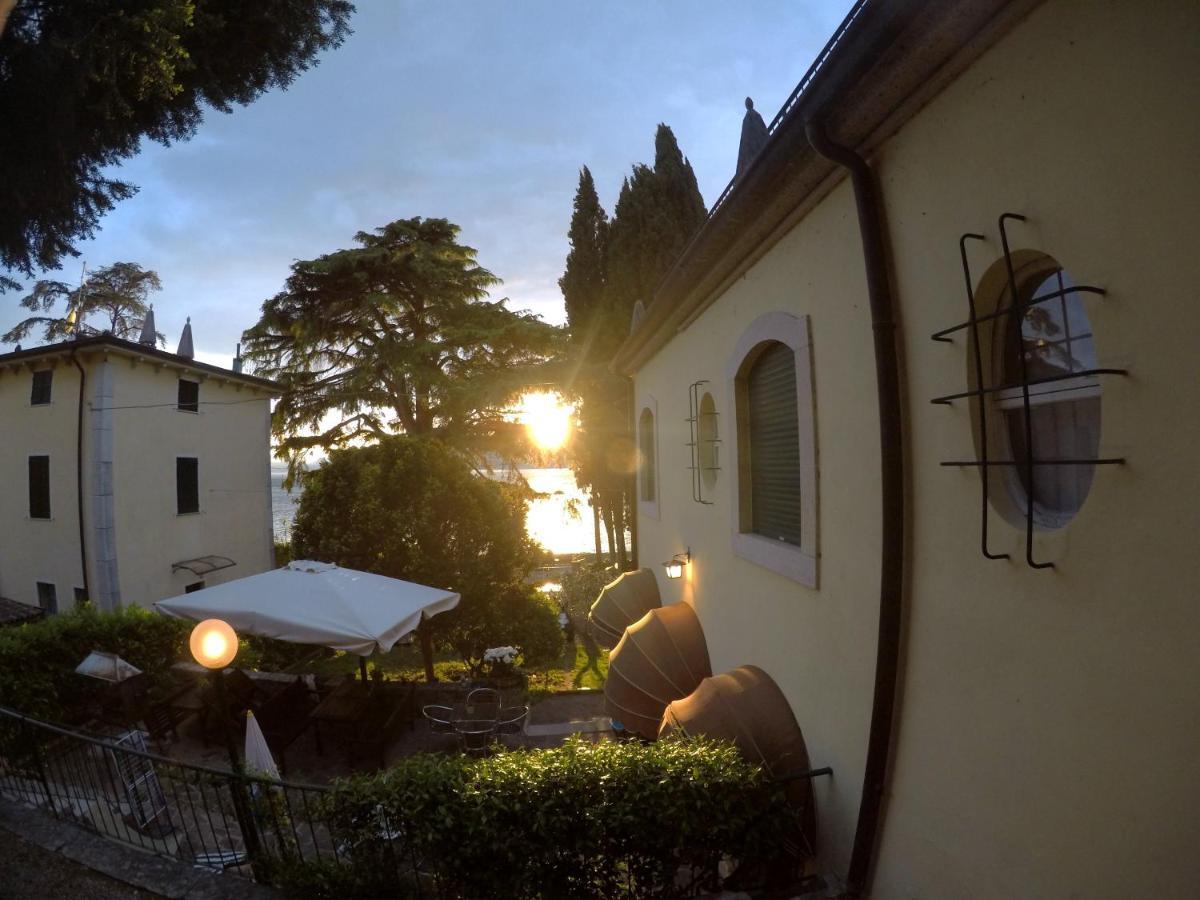 Villa Corteolivo Rooms Торрі-дель-Бенако Екстер'єр фото